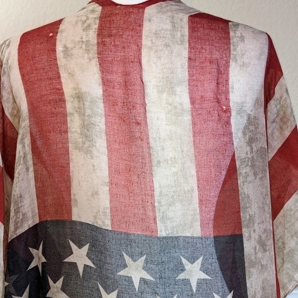 American Patriot Distressed Flag Sheer Shawl w Tassels NWT - Picture 4 of 8